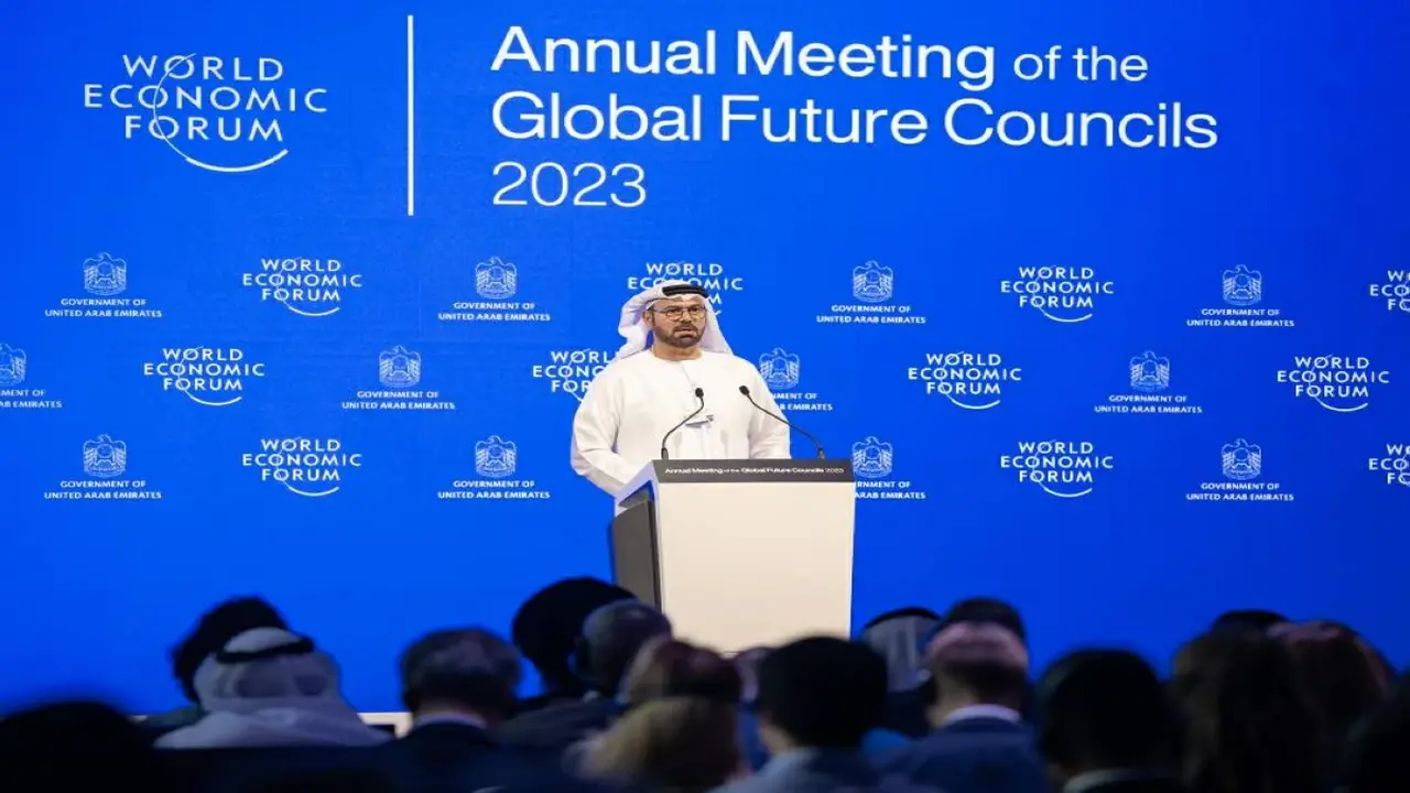 حكومة الإمارات تعد بإطلاق منتدى قيادات المستقبل العالمي قريبًا